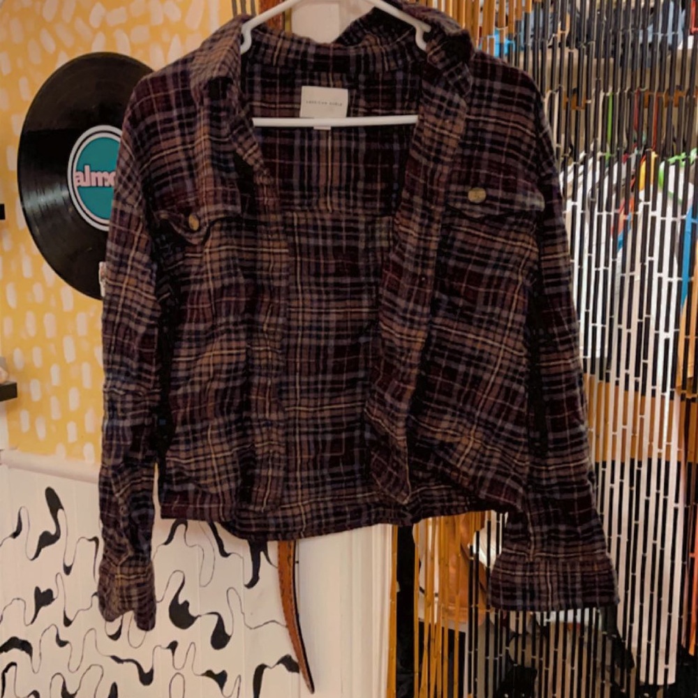 Super cute American eagle cropped flannel
